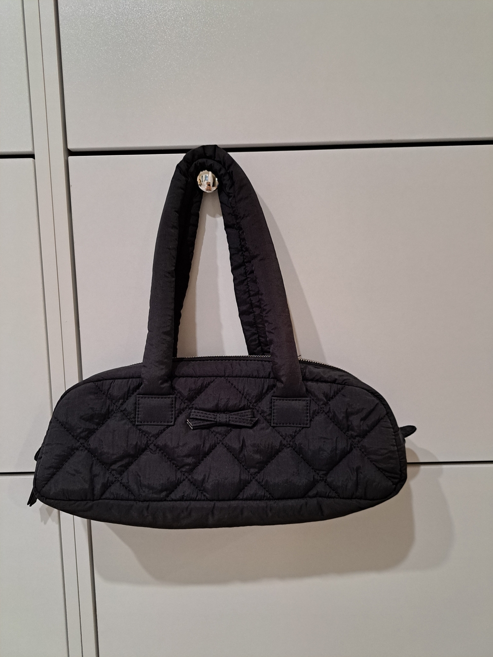 Quilted Black Women’s Tote Bag - Puffer Style